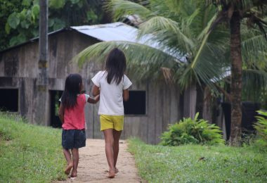 Governo de Roraima emite nota sobre adoção de crianças Yanomamis